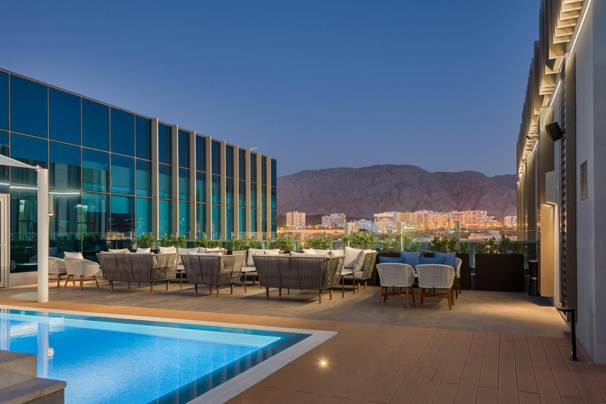 Intercityhotel Bawshar Muscat Exteriör bild