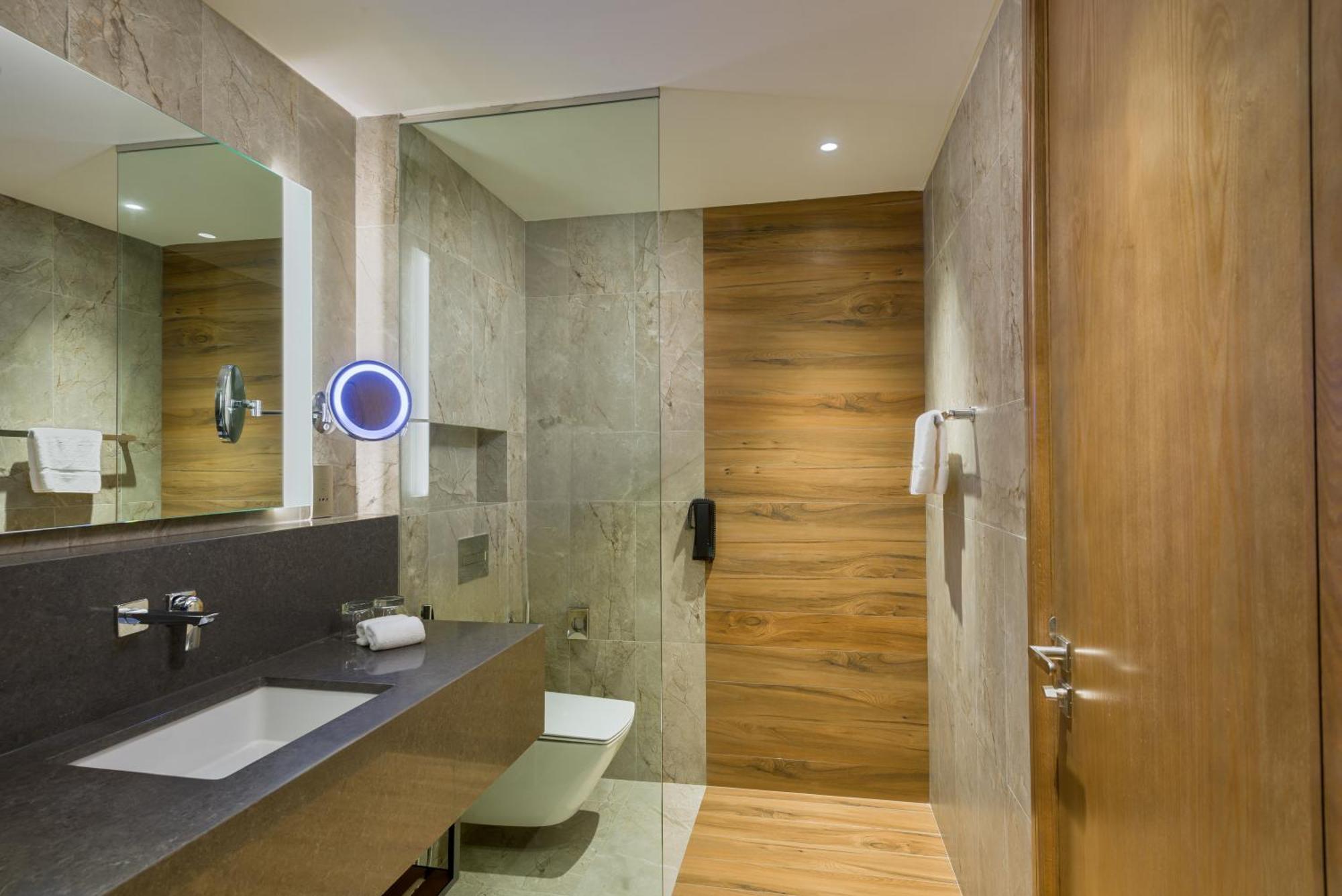 Intercityhotel Bawshar Muscat Exteriör bild