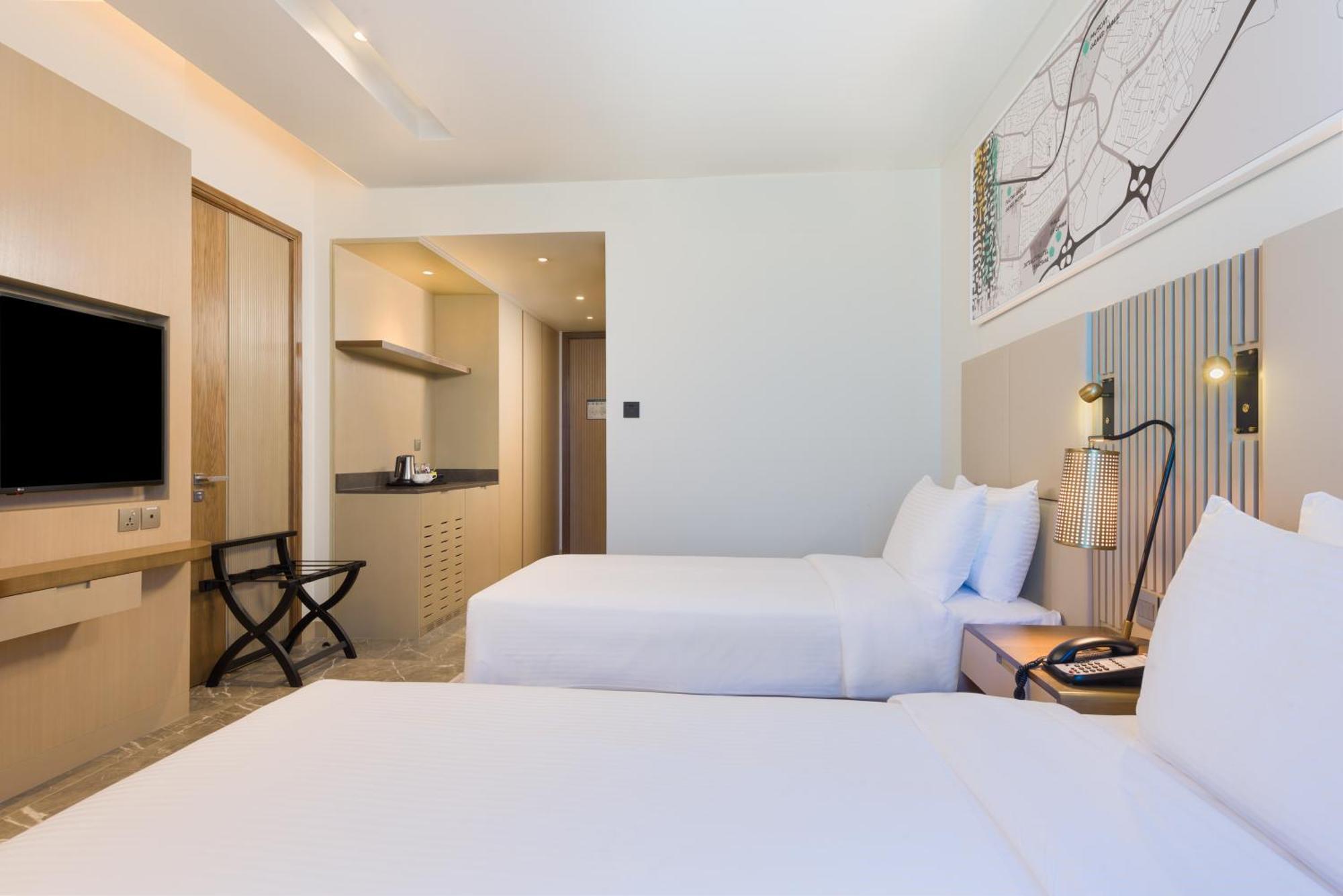 Intercityhotel Bawshar Muscat Exteriör bild